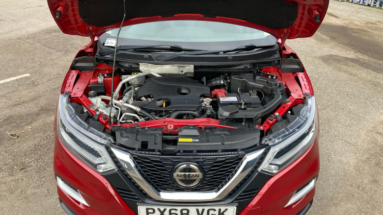 Nissan Qashqai 1.6 DiG-T Tekna 5dr Petrol Hatchback